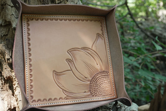 Make a Tooled Leather Valet Tray