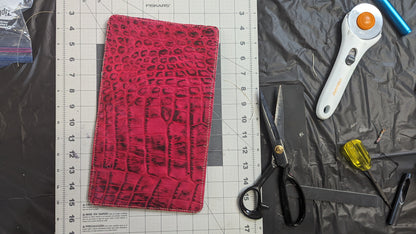 Build a Trifold Alligator Wallet