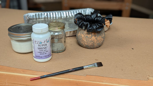 Learn Wet Molding and Make a Leather Vase